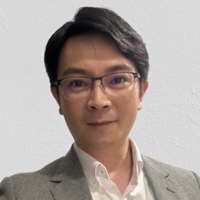 劉哲良 主任【論壇引言人暨與談主持人】