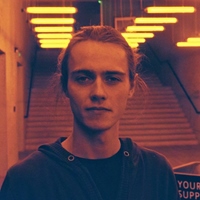 法比安·紐鮑爾