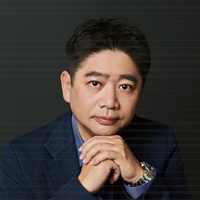 李威龍