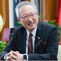 吳志中