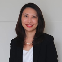 劉秉芳（Claire）