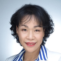 周霞麗