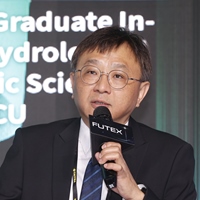 李明旭