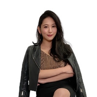 Cristina Lee