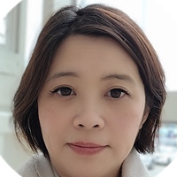 邱愛倫 