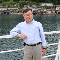 王志文