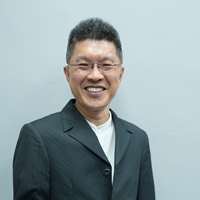 何建達