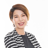 裘以嘉