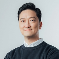 李崇義 CHARLES