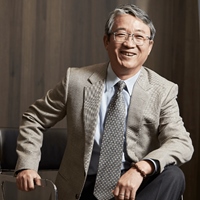 謝健南