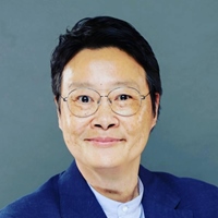 Dr. Nart Fongsmut