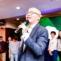 我是光頭