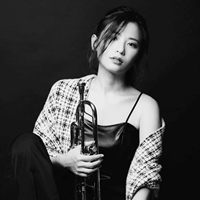 梁軒 Chloé Liang
