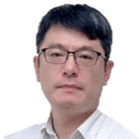 謝逸騰 