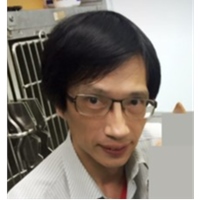 吳哲仁 
