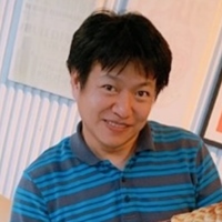 尤濬哲