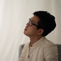 現代薩滿Leslie