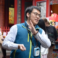 黃威翔