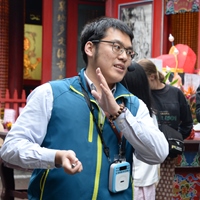 黃威翔