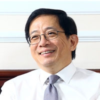 主講人--管中閔