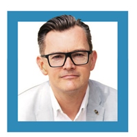 詹姆斯・休伊特  JAMES HEWITT  