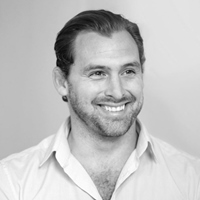 達斯汀．迪佩納（Dustin DiPerna）