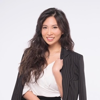 Angela Feng 馮有薇