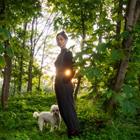 藝術家 李娜賢 Namia Leigh (LEE Na-Hyun)