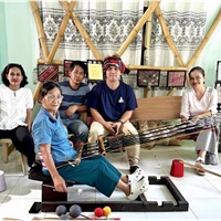 維吉尼亞．圖吉奈 Virginia Tuguinay