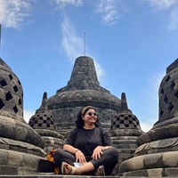 Karen D’Mello 凱倫·德梅洛