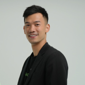 周博恩 Chris Chou