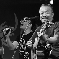 謝銘祐+麵包車樂團