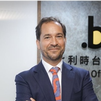 馬徹 Matthieu Branders