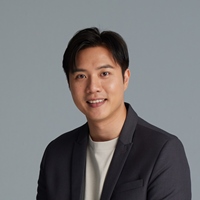 羅鈞鴻（小虎老師）