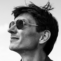 阿德里安·提爾提奧