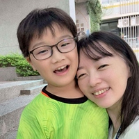 胡靜宜(助教:謝用勤)