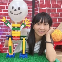 伊伊老師（林伊佐）