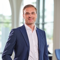 張合翕 Frank Grunert