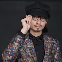 John Huang（薑黃）