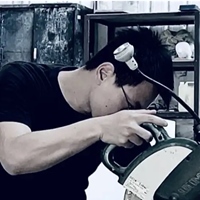 黃建寰　HUANG JIAN HUAN