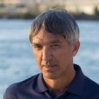 奈諾亞．湯普森