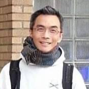 張育嘉 