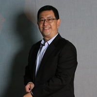 李東明