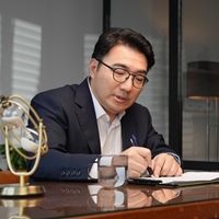 陳仰聖 Yangsheng Chen (熊老闆)