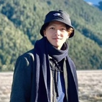 Eason 李奇嶸