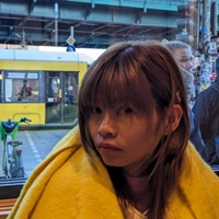陳虹任