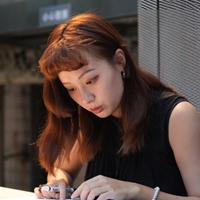李昕
