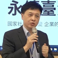 紀博倫