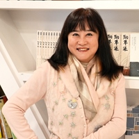 石靜文