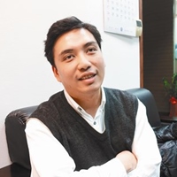 李秉宏